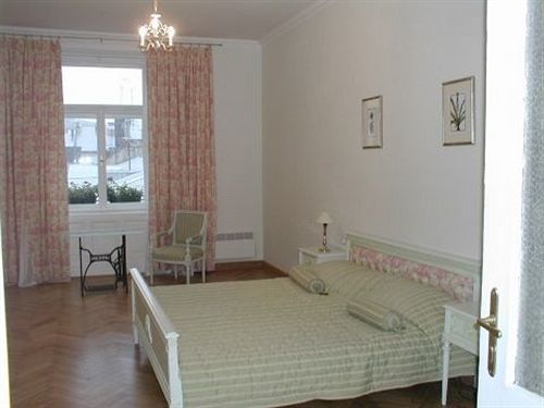 Oid Town Apartments ลวีฟ ภายนอก รูปภาพ