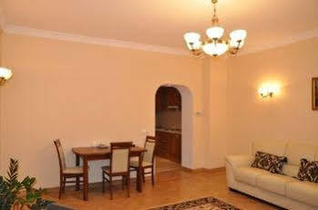 Oid Town Apartments ลวีฟ ภายนอก รูปภาพ