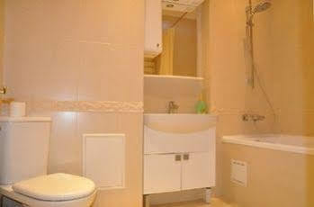 Oid Town Apartments ลวีฟ ภายนอก รูปภาพ
