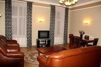 Oid Town Apartments ลวีฟ ภายนอก รูปภาพ